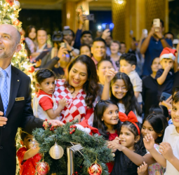 Shangri-La Colombo Ushers in the Festive Season with a Spectacular Christmas Tree Lighting Ceremony