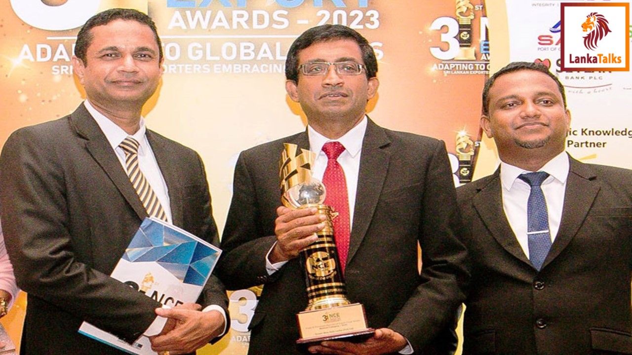 Royal Cashews bags NCE Gold Award