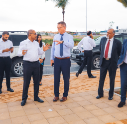 Vice chancellor of flinders university visits port city Colombo