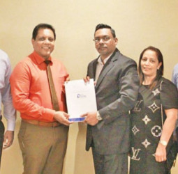 SUCCEED DESIGN collaborates with SLT-SERVICES to launch website