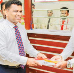 Vallibel Finance unveils branches in Tangalle and Hingurakgoda