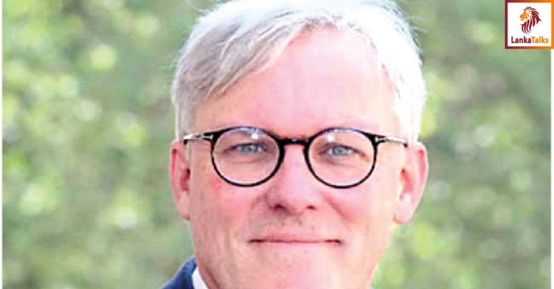 Students who acquire overseas qualifications should return to serve country