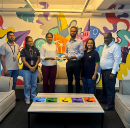 Gunadamin Elephant House Partners with Muve Colombo and Cleantech for Beach Clean-Up in Celebration of World Clean-Up Day