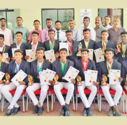 Felicitation for As-Siraj MV Provincial Athletic Champions