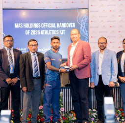 MAS Hands Over Kits to Sri Lanka National Athletes
