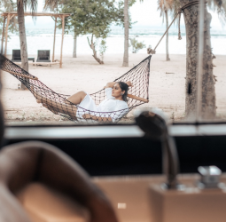 Celebrate love in a secluded tropical heaven at Sun Siyam Pasikudah this Valentine’s Day