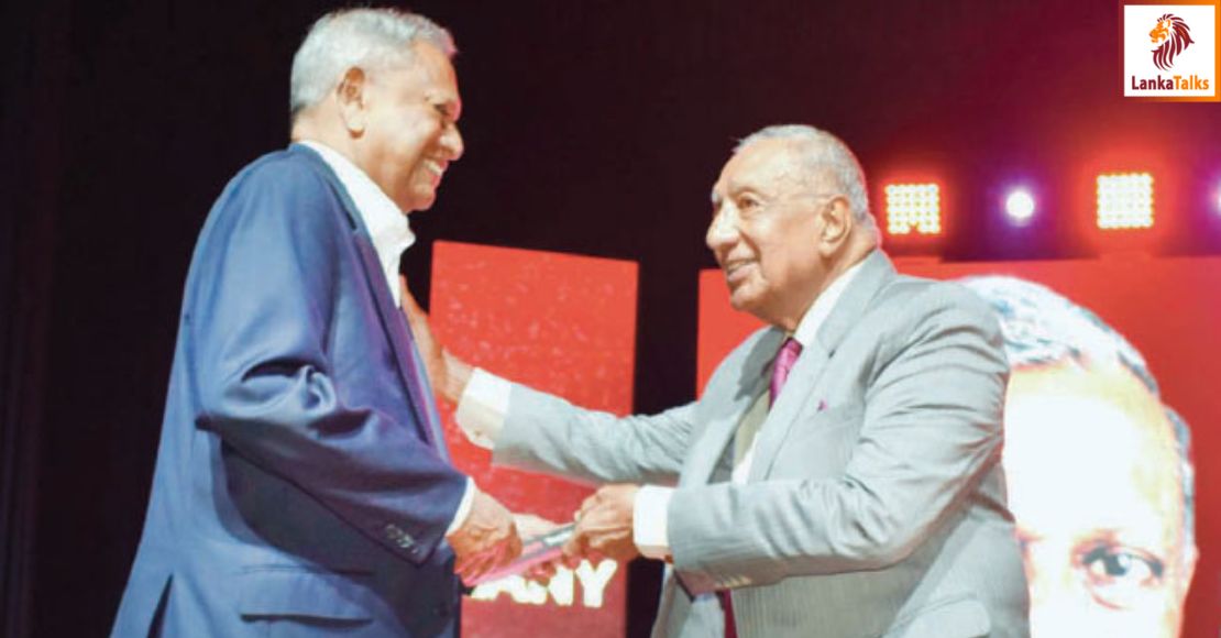 Veteran cricket coach Nelson Mendis launches his autobiography