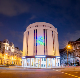 Standard Chartered powers Sri Lanka Economic Summit as Platinum Sponsor for 8th consecutive year