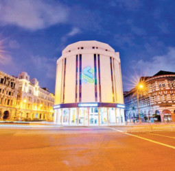 Standard Chartered Platinum Sponsor at Sri Lanka Economic Summit