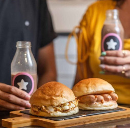 Pango’s Bunwiches Launches Third Outlet in Mt. Lavinia