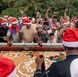 Sun Siyam Olhuveli Kicked Off the Festive Season with Sri Lankan Chef and YouTuber Charith N. Silva Leading Its Annual Cake-Mixing Celebration