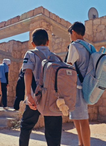 ‘Aircrafted KIDS’ backpacks reach more than 800 children in Jordan